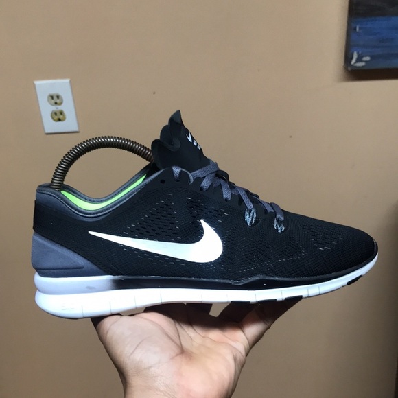 Nike Free 5.0 TR Fit “Black/White/Grey/Volt” - Picture 4 of 10
